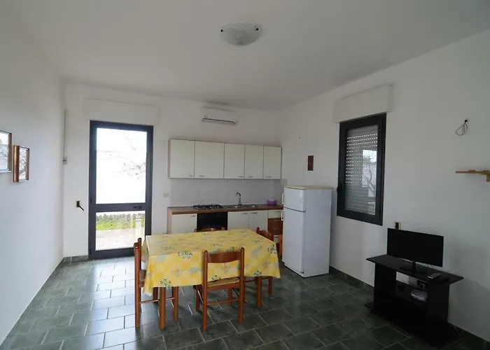 Torre Lapillo 度假居 *